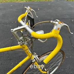 Vintage 1975 Schwinn Continental Men's Bicycle Yellow