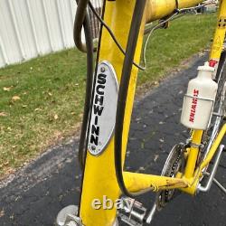 Vintage 1975 Schwinn Continental Men's Bicycle Yellow