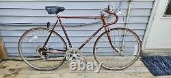 Vintage 1976 USA Chicago Made Schwinn Varsity Men's 10 Speed Excellent Condt