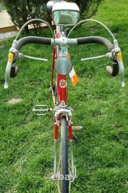 Vintage 1978 Schwinn Le Tour II Vintage 10 Speed Road Bike Red 26 Frame NICE