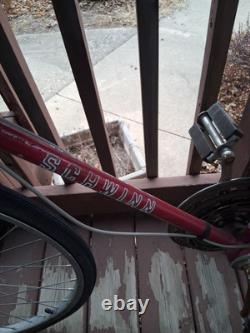 Vintage 1980 27 Schwinn World Sport Men's 10 Speed Road Bike / Touring Bike