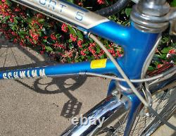 Vintage 1980 Mens 26 Schwinn Collegiate Sport 5 Blue Five Speed Bicycle