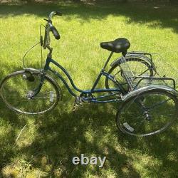 Vintage 1980 Schwinn Town and Country Tricycle Bike Blue Tri Wheel BR560486 AT2