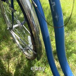 Vintage 1980 Schwinn Town and Country Tricycle Bike Blue Tri Wheel BR560486 AT2