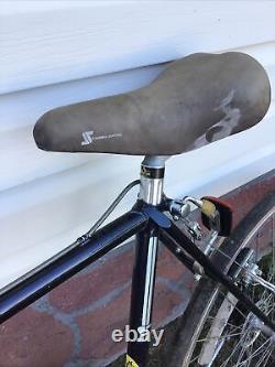 Vintage 1980's Blue Schwinn Voyageur SP Touring 27 18 Speed