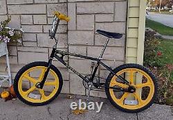 Vintage 1980s All Original Schwinn Scrambler BMX Bike Bicycle