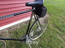 Vintage 1980s Schwinn Traveler Road Bike 12 Speed Original Excellent Conditions