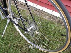 Vintage 1980s Schwinn Traveler Road Bike 12 Speed Original Excellent Conditions