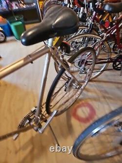 Vintage 1981 Huffy 27 Mens AEROWIND 10 SPEED Road Bike Murray Columbia Schwinn