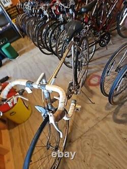 Vintage 1981 Huffy 27 Mens AEROWIND 10 SPEED Road Bike Murray Columbia Schwinn