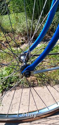 Vintage 1982 Schwinn 26 Collegiate 3-speed Coaster Bicycle Girl's Blue Complete