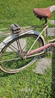Vintage 26 Schwinn Deluxe Cruiser. Original Chicago Schwinn 1962