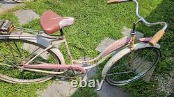 Vintage 26 Schwinn Deluxe Cruiser. Original Chicago Schwinn 1962