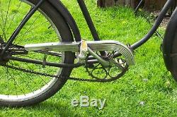 Vintage 26 inch MENS 1950s SCHWINN STRAIGHT BAR BICYCLE NO G398344