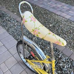 Vintage 70s Schwinn Stingray Fair Lady Banana Seat Bicycle Bike Chicago Yellow