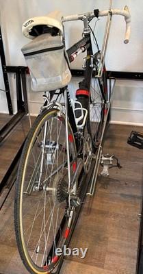 Vintage 80s Schwinn Circuit Road Bike 25