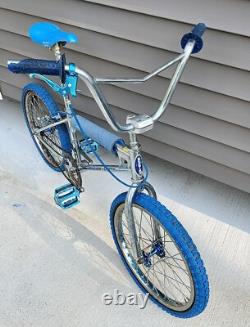 Vintage First Year 1982 SCHWINN PREDATOR Cromo Old School BMX Bike Chrome Vtg