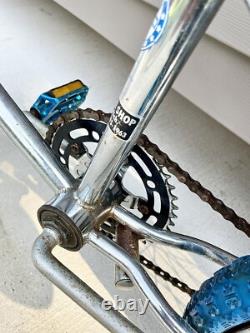Vintage First Year 1982 SCHWINN PREDATOR Cromo Old School BMX Bike Chrome Vtg