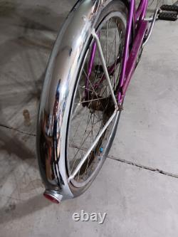 Vintage Girls 1967 Schwinn Hollywood Cruiser Bicycle Automatic 2-Speed Violet