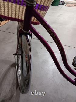 Vintage Girls 1967 Schwinn Hollywood Cruiser Bicycle Automatic 2-Speed Violet