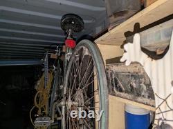 Vintage Green 1979 Schwinn Varsity 10 Speed Bicycle