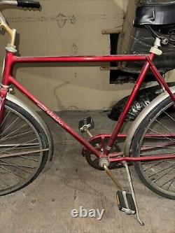 Vintage Men's Schwinn Red Speedster Bike