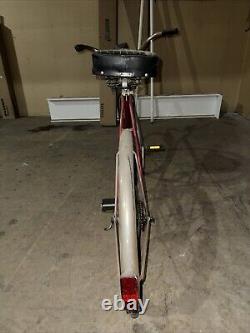 Vintage Men's Schwinn Red Speedster Bike