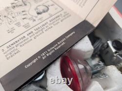 Vintage NOS Schwinn Bicycle SPORTLIGHT Generator Light Set 1971 Complete in Box