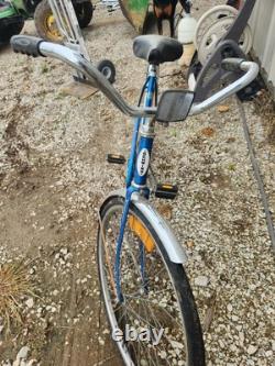 Vintage Original 1970s USA Schwinn Breeze Bicycle Good Condition