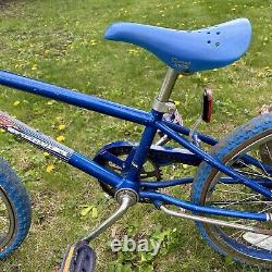 Vintage Original 1980's Schwinn Predator Aerostar Blue BMX Bike (c)