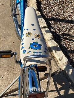 Vintage Orignal 1979 SCHWINN STINGRAY FAIR LADY BICYCLE Fastback Bike