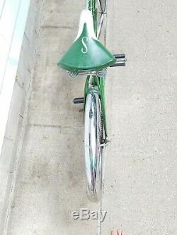 Vintage Rare Schwinn Typhoon 24 Bicycle Green Original Chicago