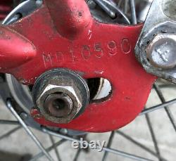 Vintage Red 1968 Schwinn Stingray Deluxe With 3 Spd. (3 Speed). Shifter