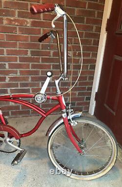 Vintage Red 1968 Schwinn Stingray Deluxe With 3 Spd. (3 Speed). Shifter