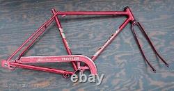 Vintage Red Schwinn Traveler Bike FRAME FORK CHAINGUARD 26 Wheels Tour Bicycle