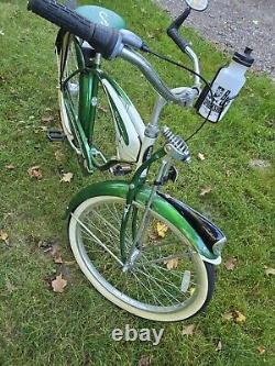 Vintage Retro Green/White Schwinn Horn Tank Cruiser Deluxe 7 Bicycle