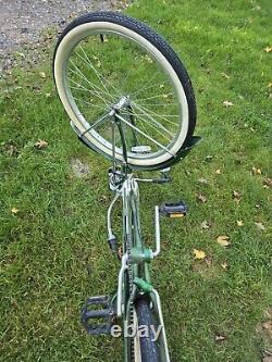 Vintage Retro Green/White Schwinn Horn Tank Cruiser Deluxe 7 Bicycle