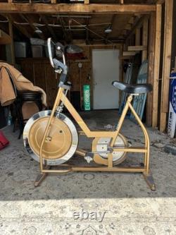 Vintage SCHWINN EXERCISE BIKE DX900 Stationary Upright Home Gym Equipment