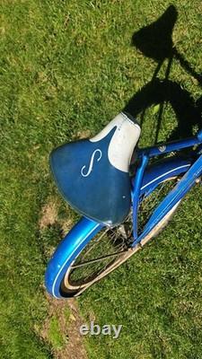 Vintage SCHWINN Hollywood Bicycle
