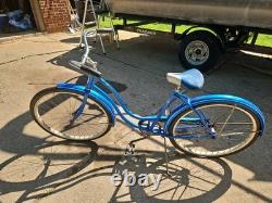 Vintage SCHWINN Hollywood Bicycle