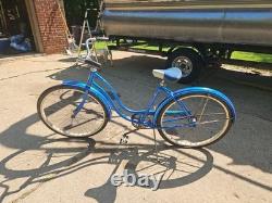 Vintage SCHWINN Hollywood Bicycle