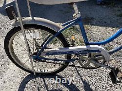 Vintage SCHWINN STINGRAY FAIR LADY BICYCLE- Blue