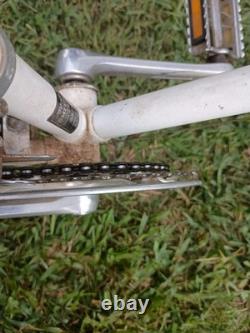 Vintage SCHWINN WORLD Road Bike Steel 58cm Suntour 10 Speed Touring 27