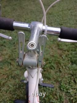 Vintage SCHWINN WORLD Road Bike Steel 58cm Suntour 10 Speed Touring 27