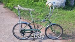 Vintage Schwinn 5 speed Stingray bicycle from 1967