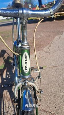 Vintage Schwinn 5 speed Stingray bicycle from 1967