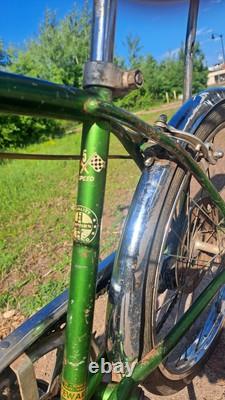 Vintage Schwinn 5 speed Stingray bicycle from 1967