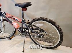 Vintage Schwinn Aerostar Block Rocket BMX Bike Bicycle in Black and Red