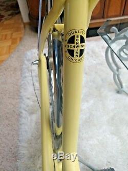 Vintage Schwinn Breeze Yellow Ladies Cruiser 26 Bicycle New Old Stock
