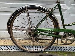 Vintage Schwinn Collegiate Women's 5 Speed Green